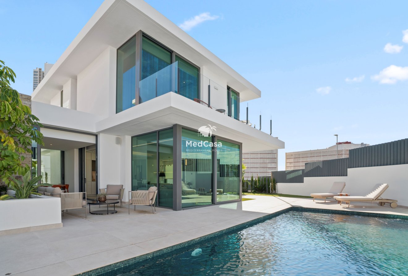 Neubau - Villa -
Benidorm