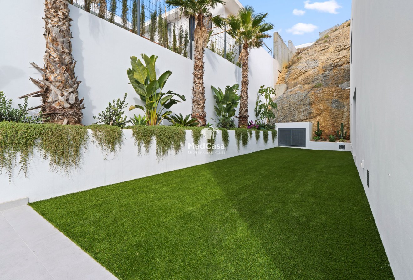 Neubau - Villa -
Benidorm