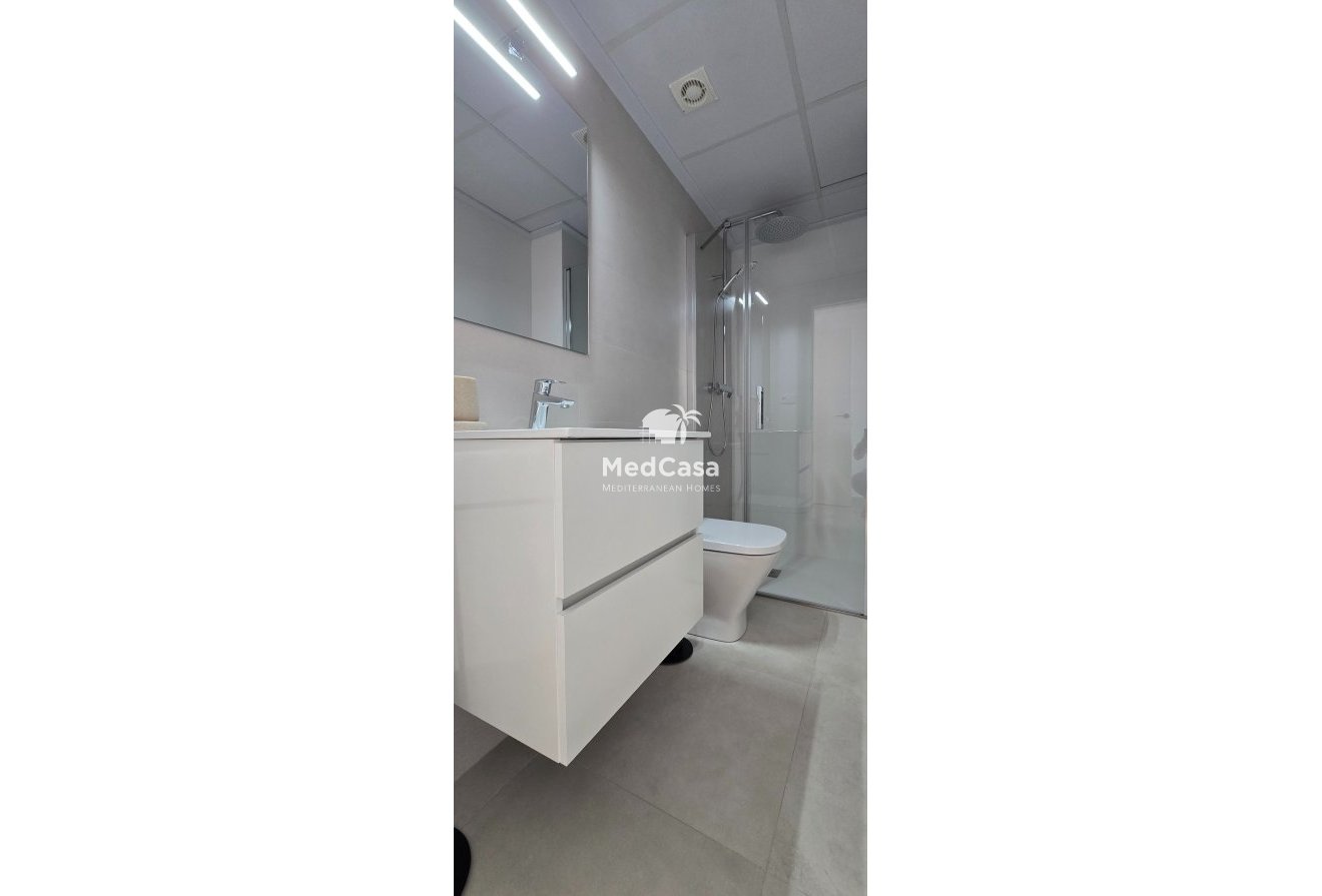 Obra nueva - Apartamento planta baja -
Cox