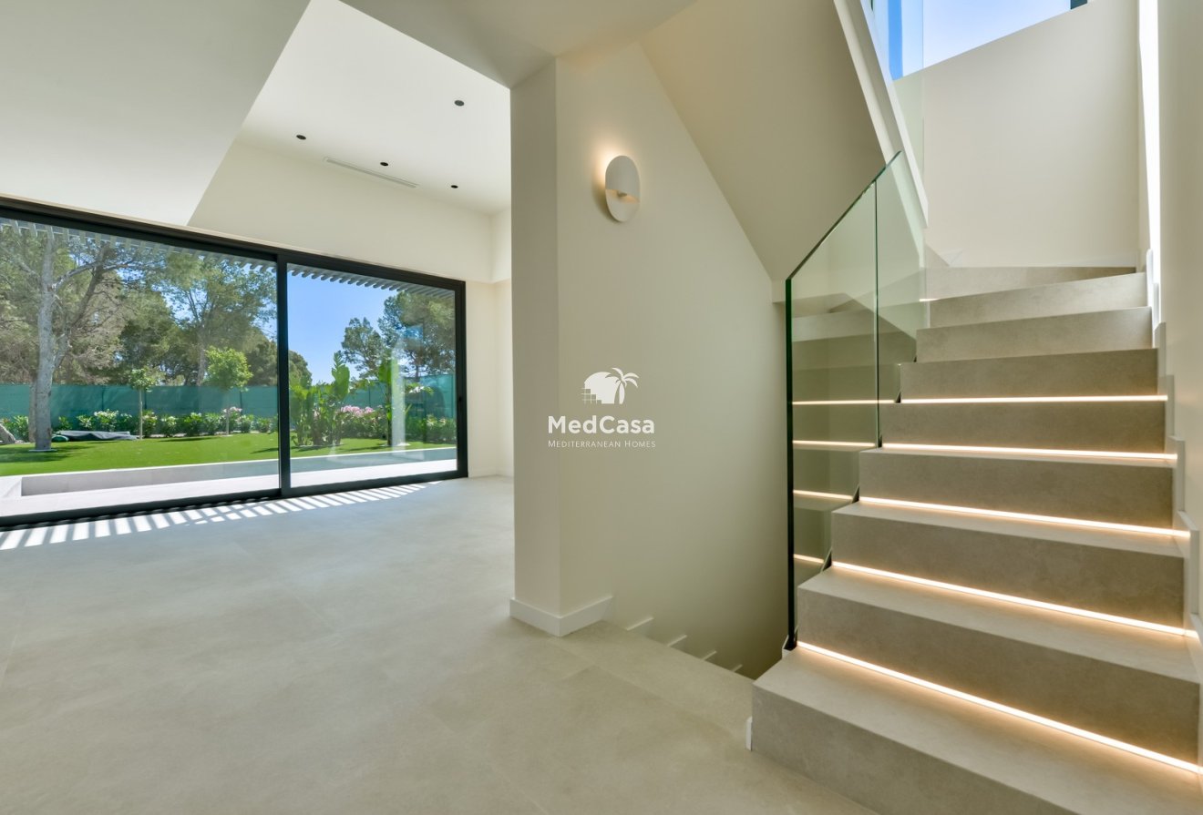 Obra nueva - Villa -
Finestrat