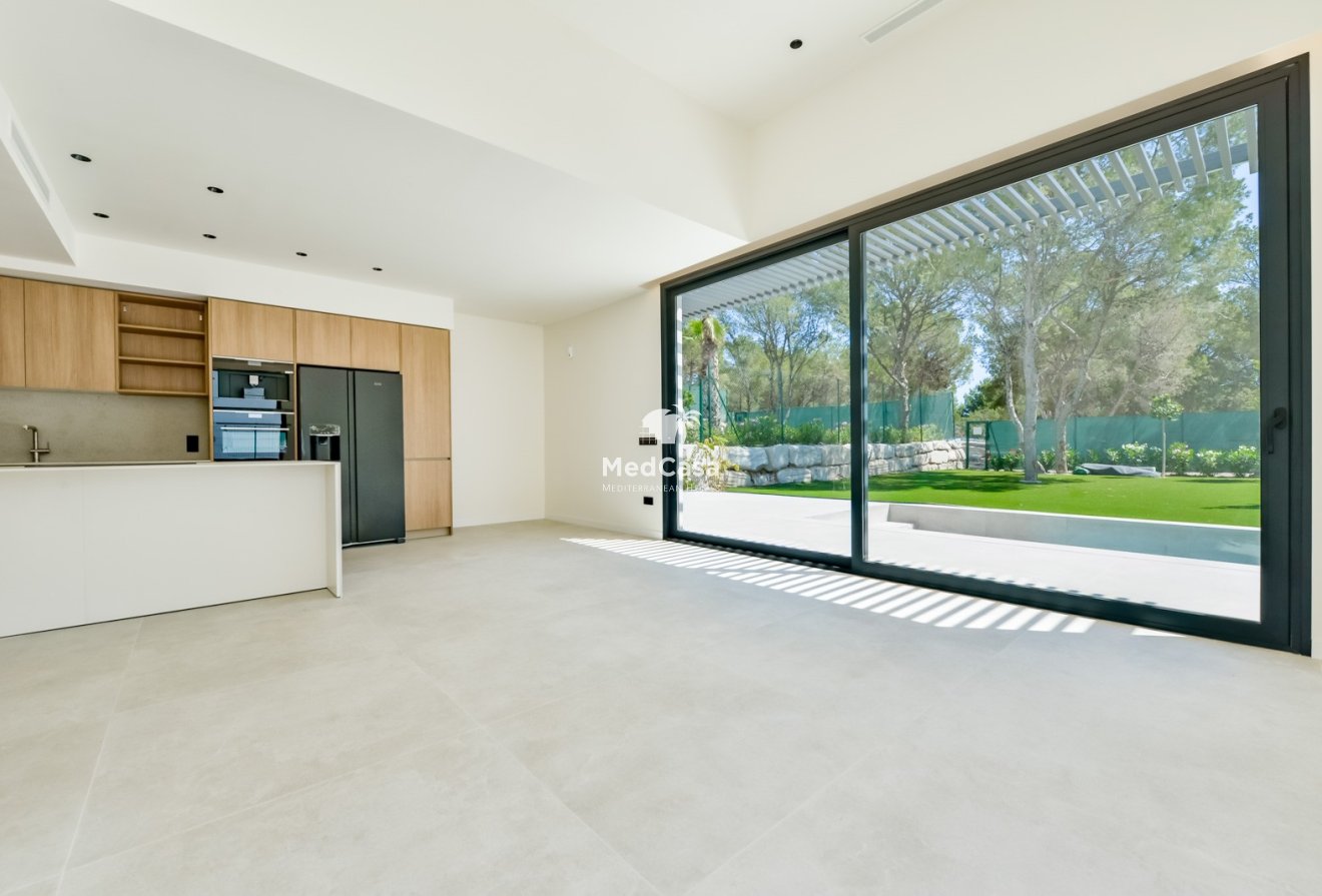 Obra nueva - Villa -
Finestrat