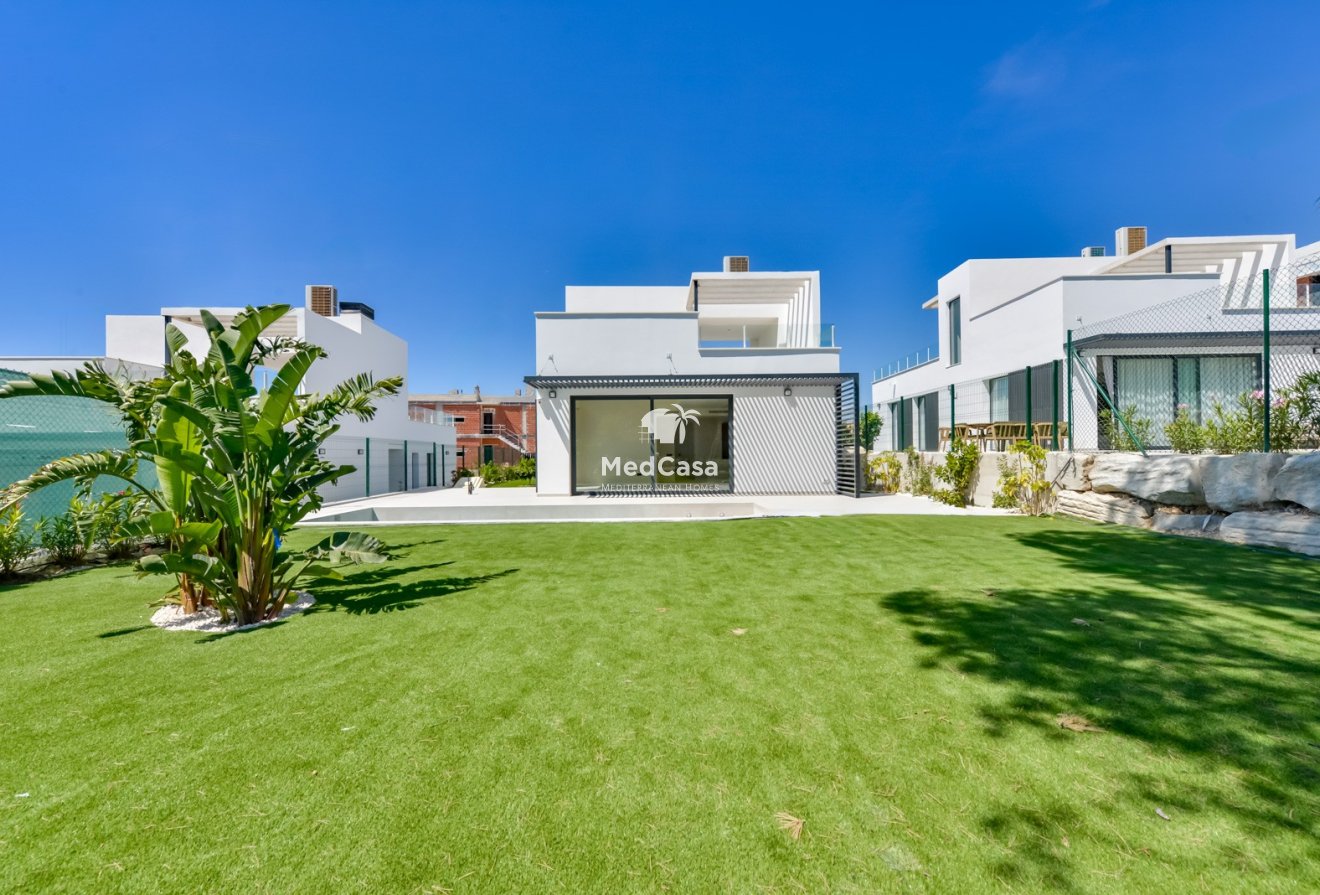 Obra nueva - Villa -
Finestrat