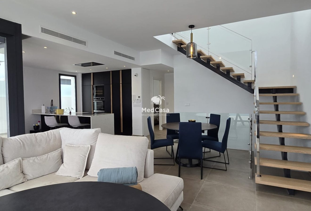 Resale - Semi detached  -
Dolores