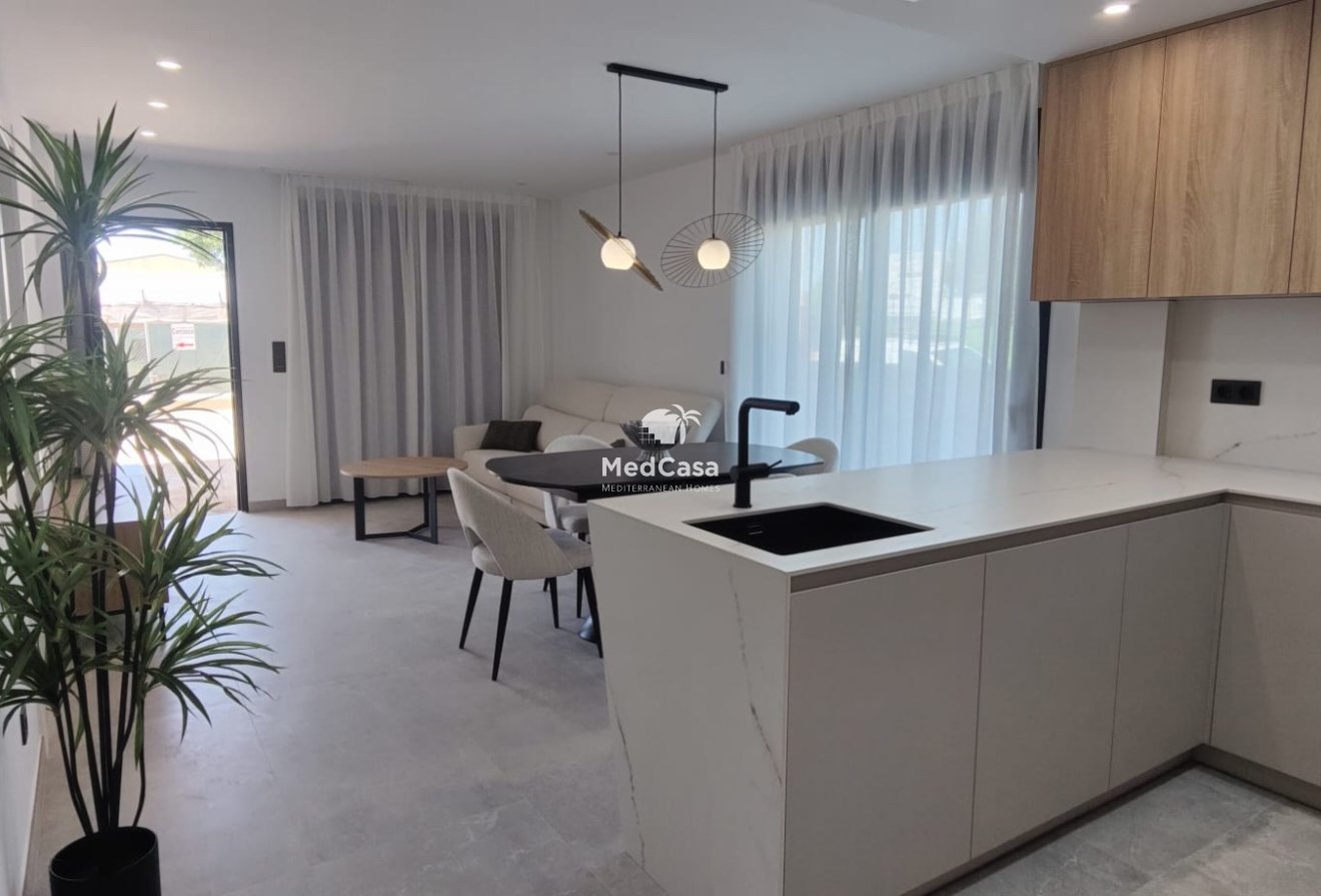 Neubau - Erdgeschosswohnung -
Pilar de la Horadada
