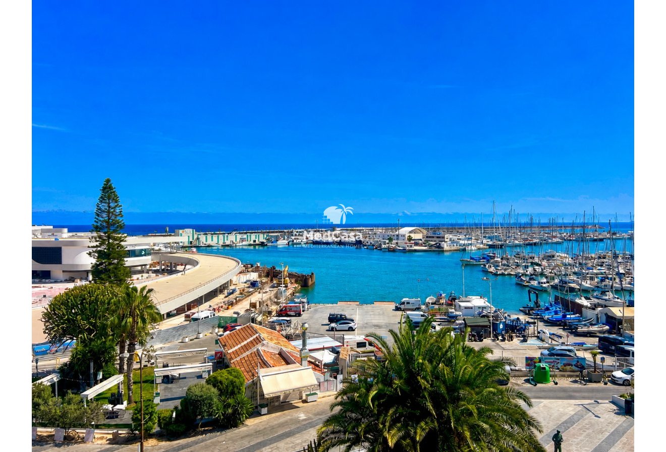 Resale - Apartment -
Torrevieja