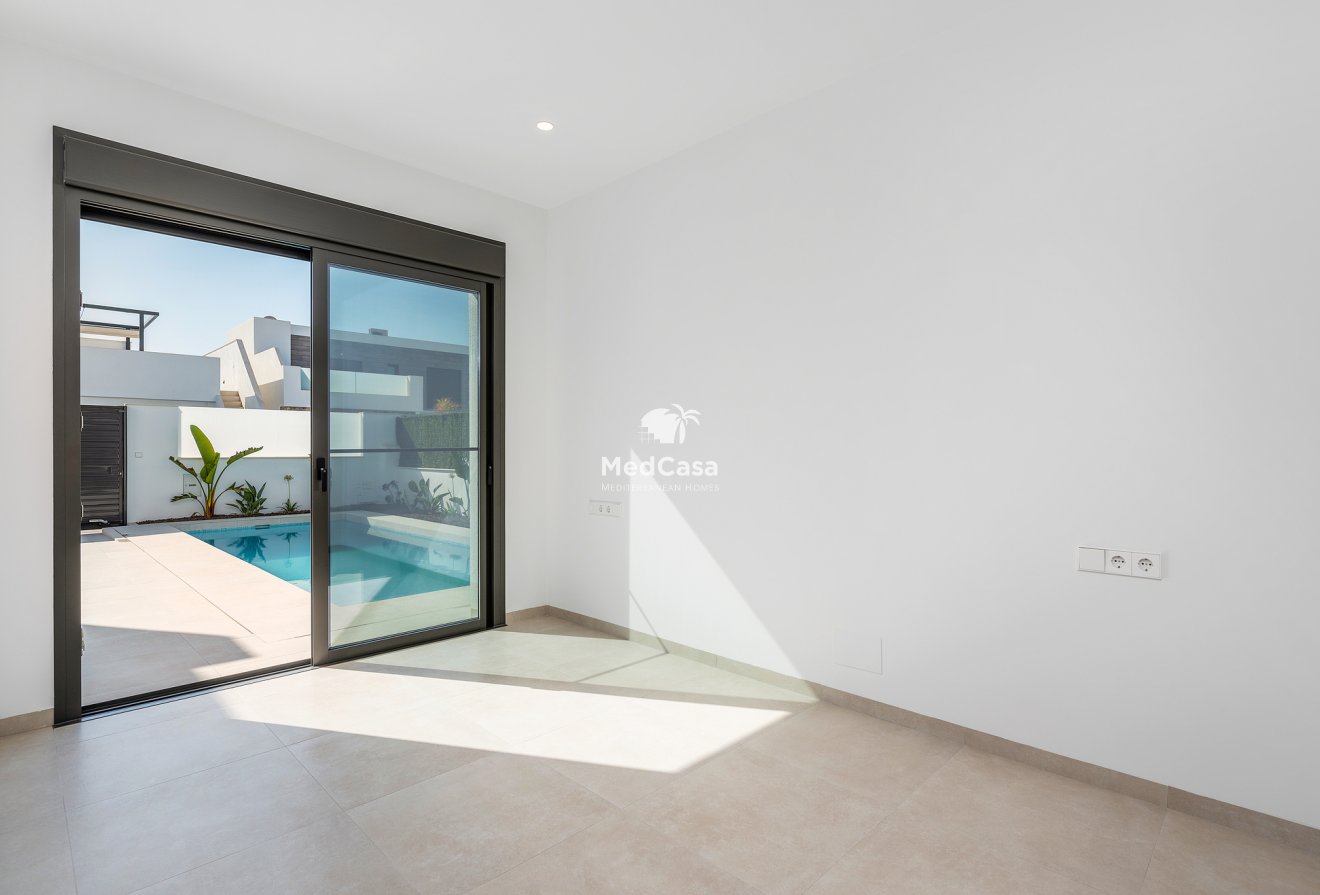 Neubau - Villa -
Los Alcázares