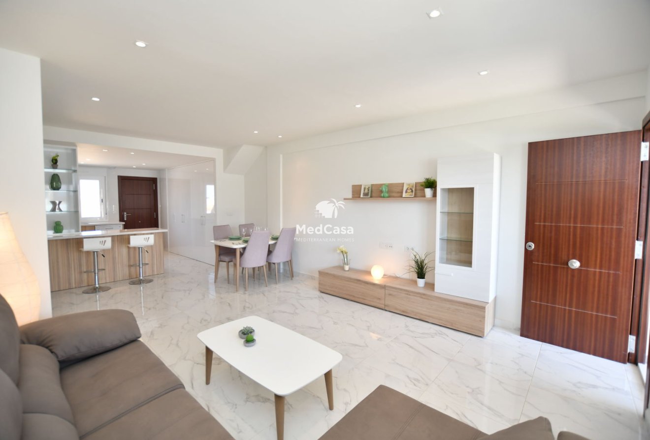 Neubau - Penthousewohnung -
San Miguel de Salinas