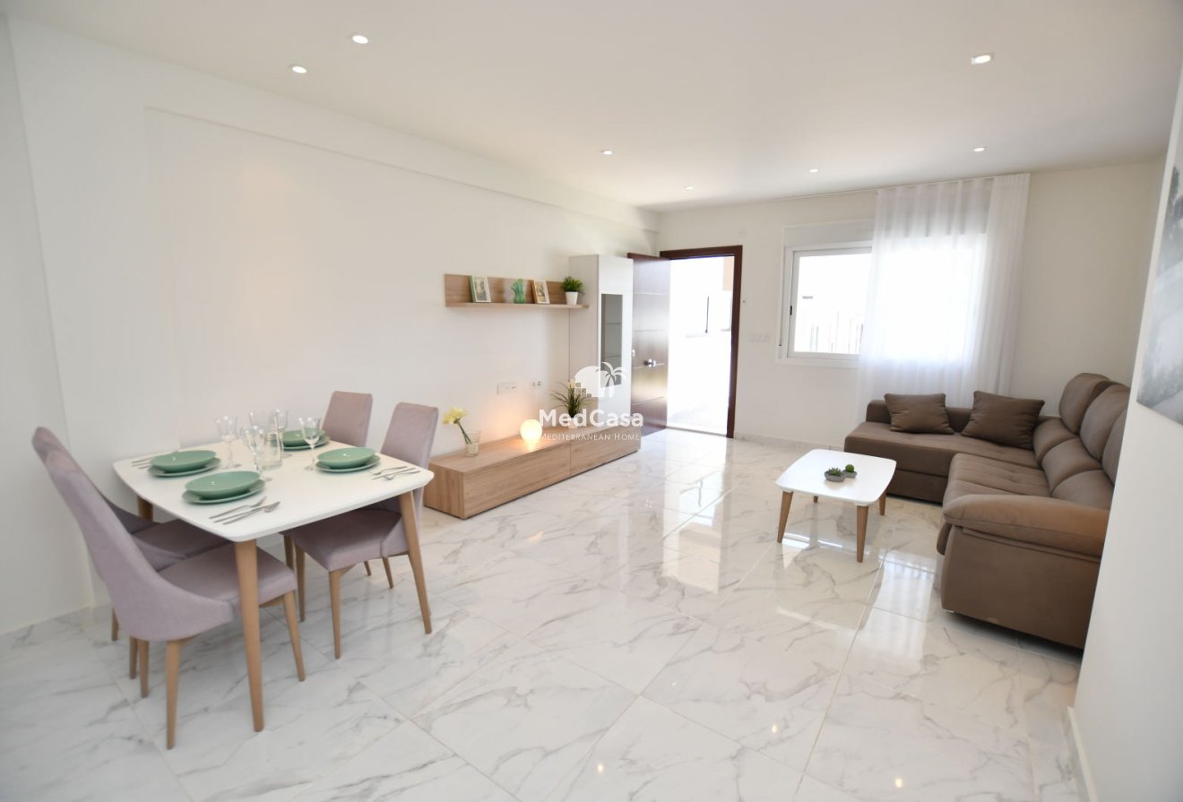 Neubau - Penthousewohnung -
San Miguel de Salinas