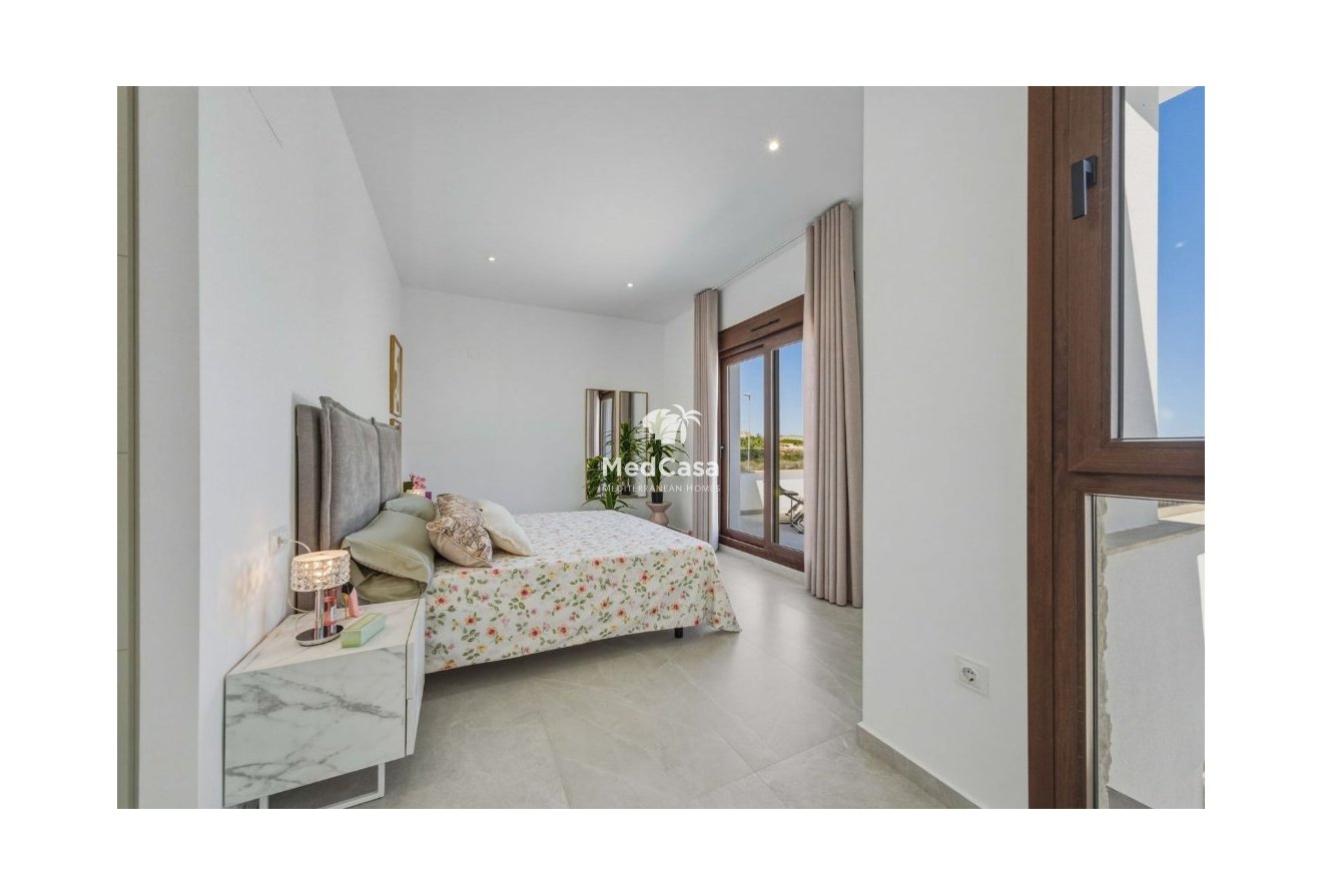 Neubau - Villa -
Golf Vistabella