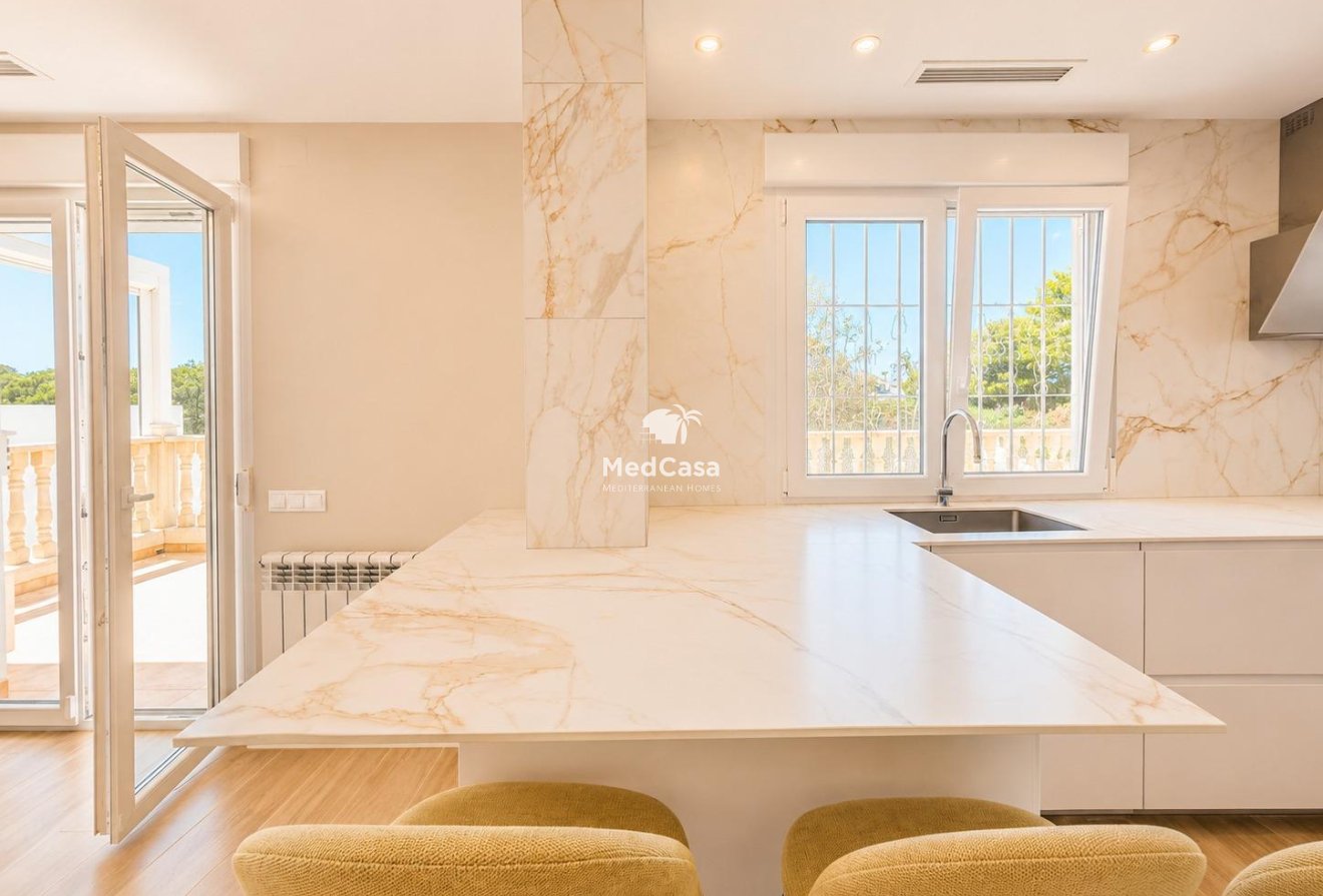 Wiederverkauf - Villa -
Dehesa de campoamor - Campoamor