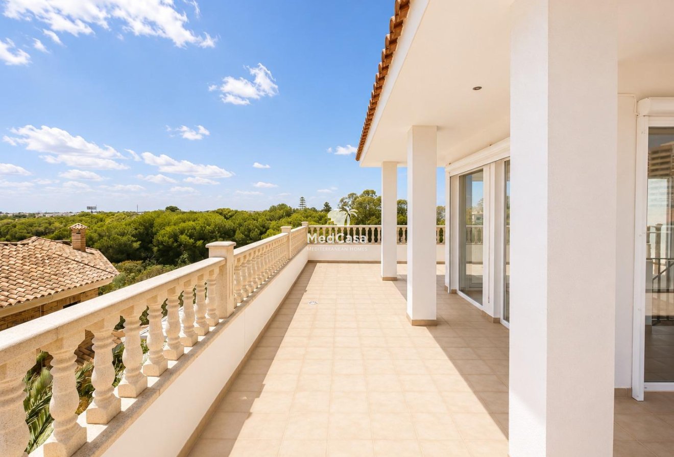 Wiederverkauf - Villa -
Dehesa de campoamor - Campoamor