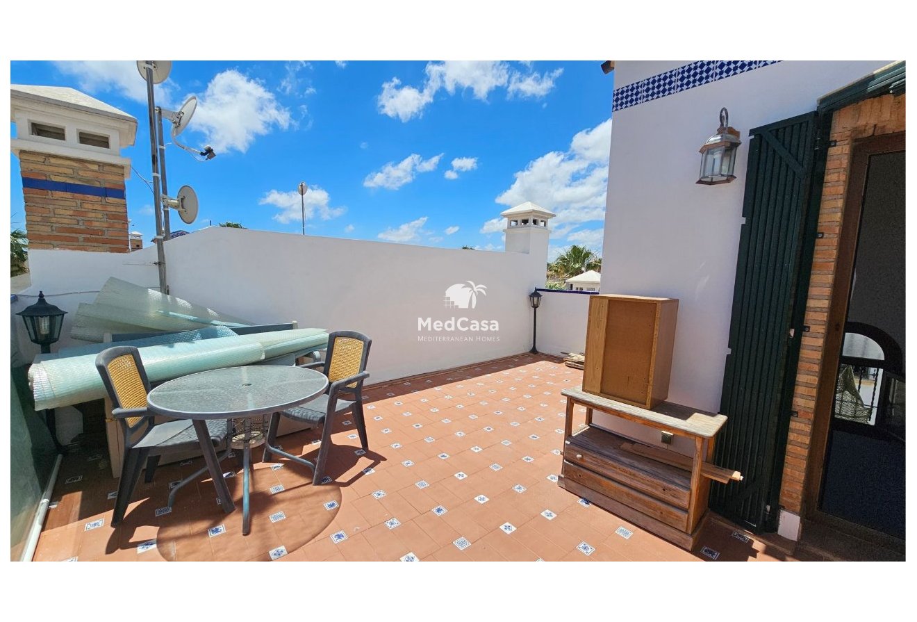 Wiederverkauf - Reihenhaus -
Orihuela Costa - Villamartín