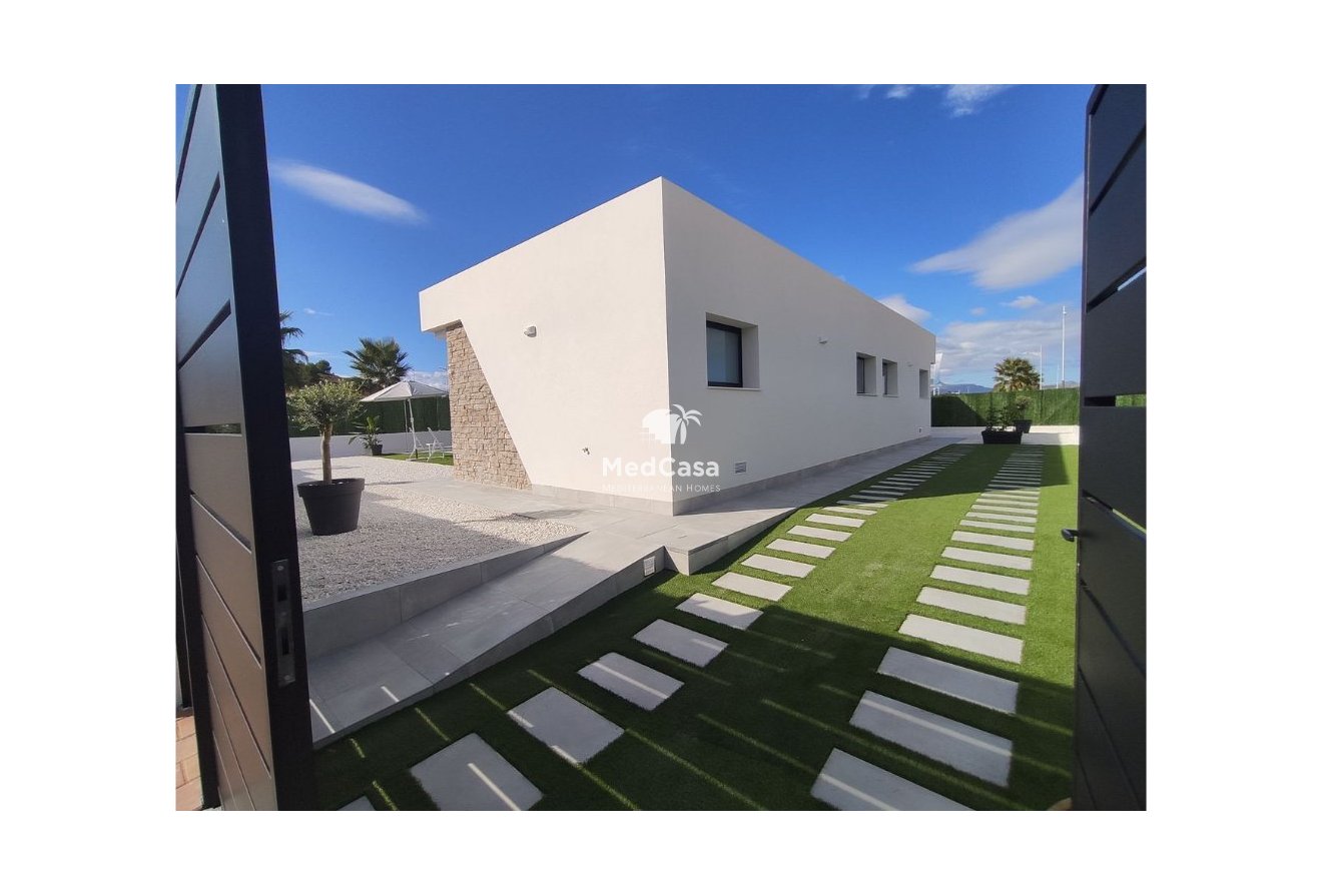 Neubau - Villa -
Calasparra