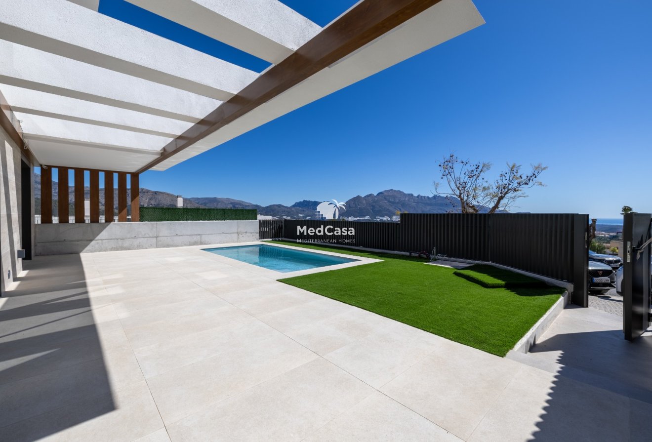 Obra nueva - Villa -
Polop de La Marina