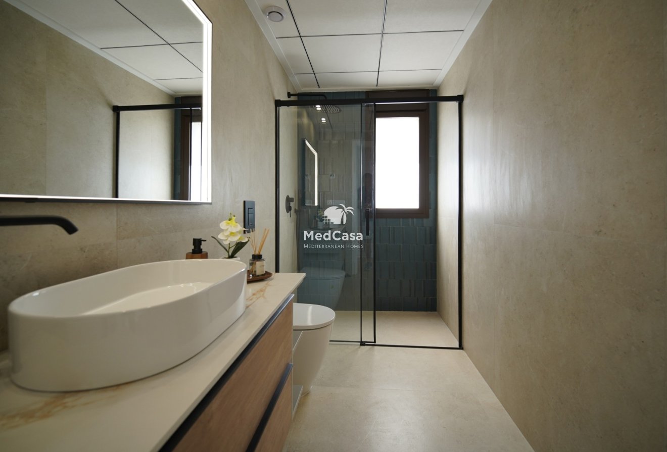Obra nueva - Villa -
Golf La Finca