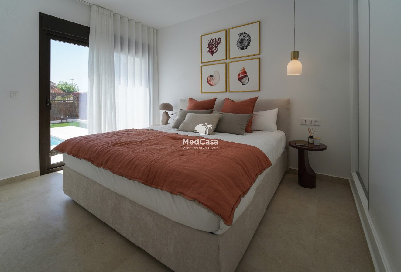 Obra nueva - Villa -
Golf La Finca