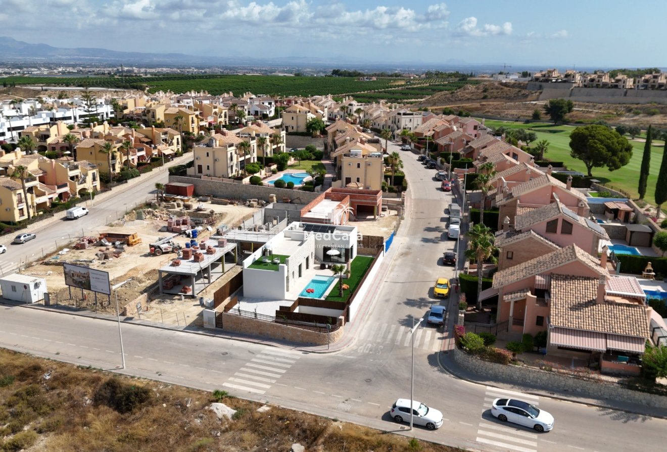 Obra nueva - Villa -
Golf La Finca