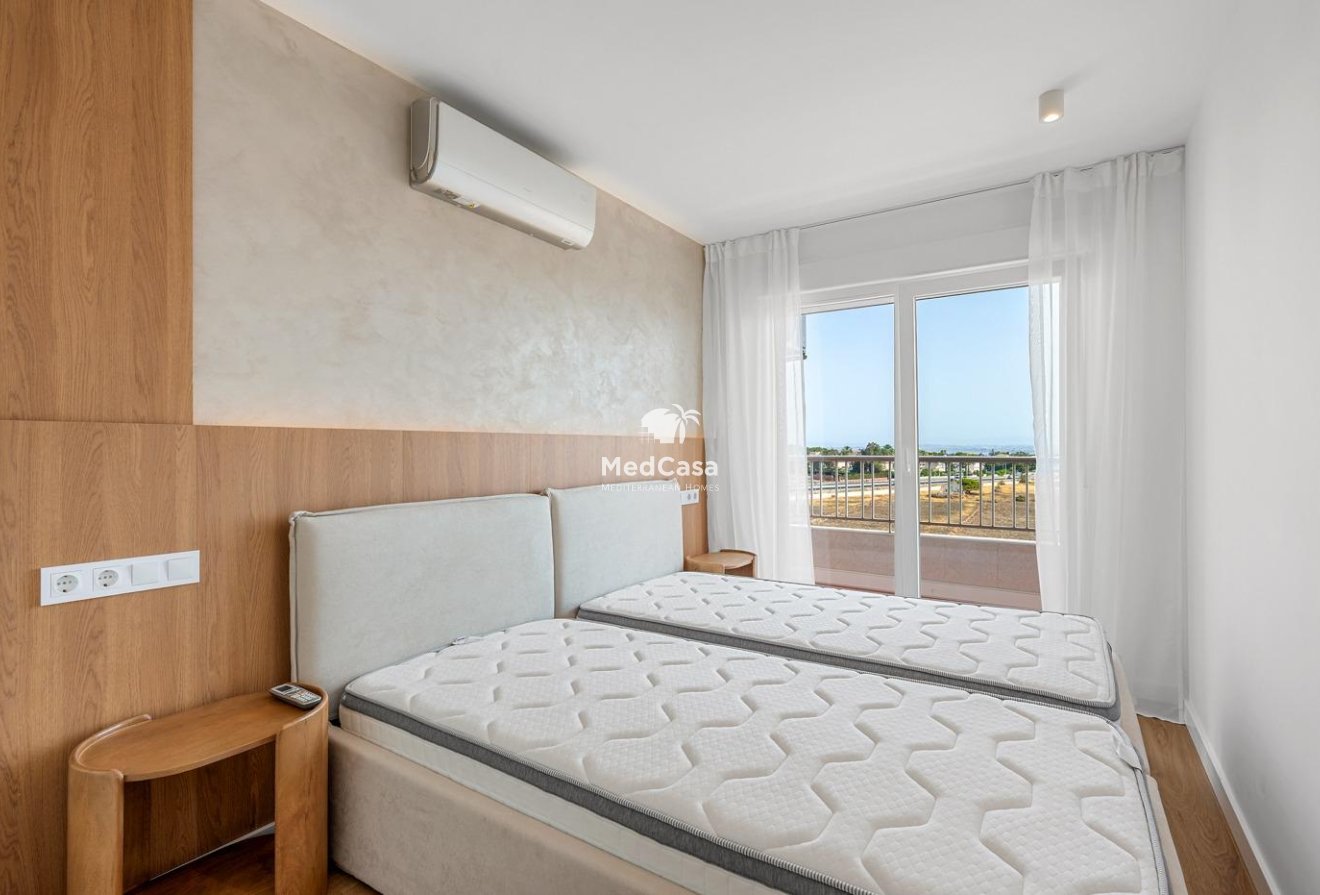 Wiederverkauf - Apartment -
Torrevieja - Punta prima