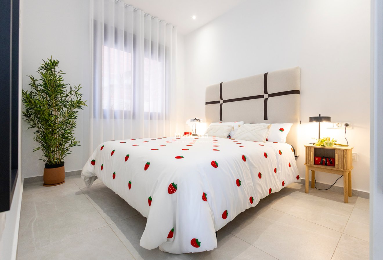 Neubau - Reihenhaus -
Orihuela Costa