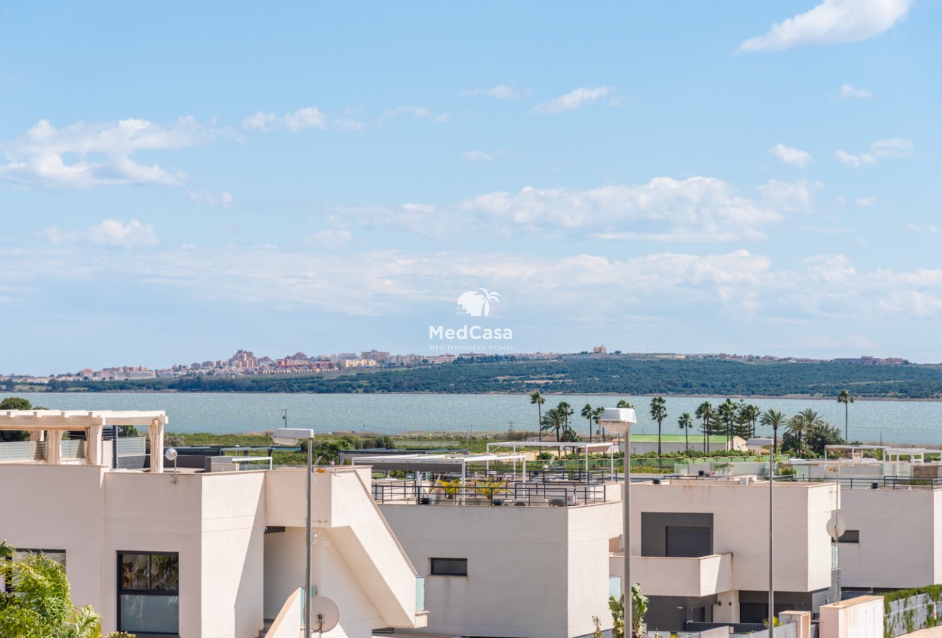 Obra nueva - Villa -
Los Montesinos