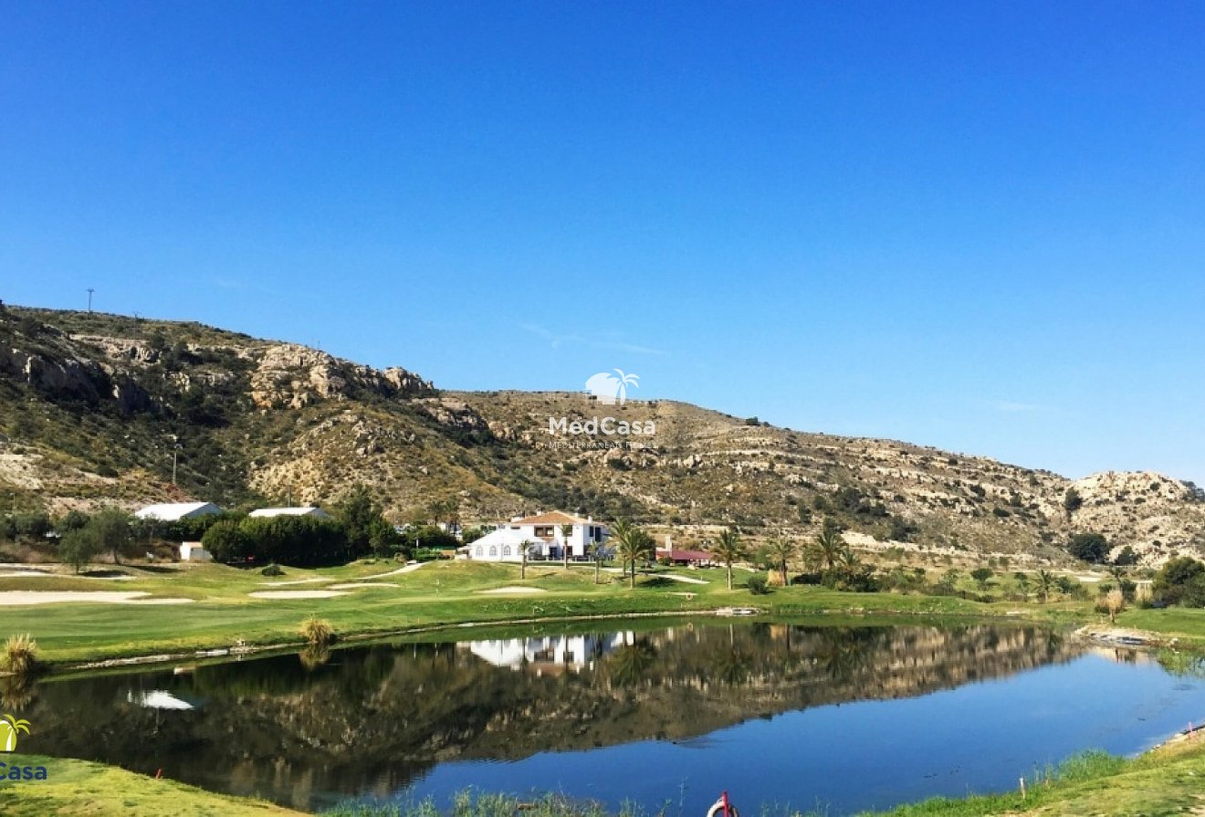 Obra nueva - Villa -
Monforte del Cid