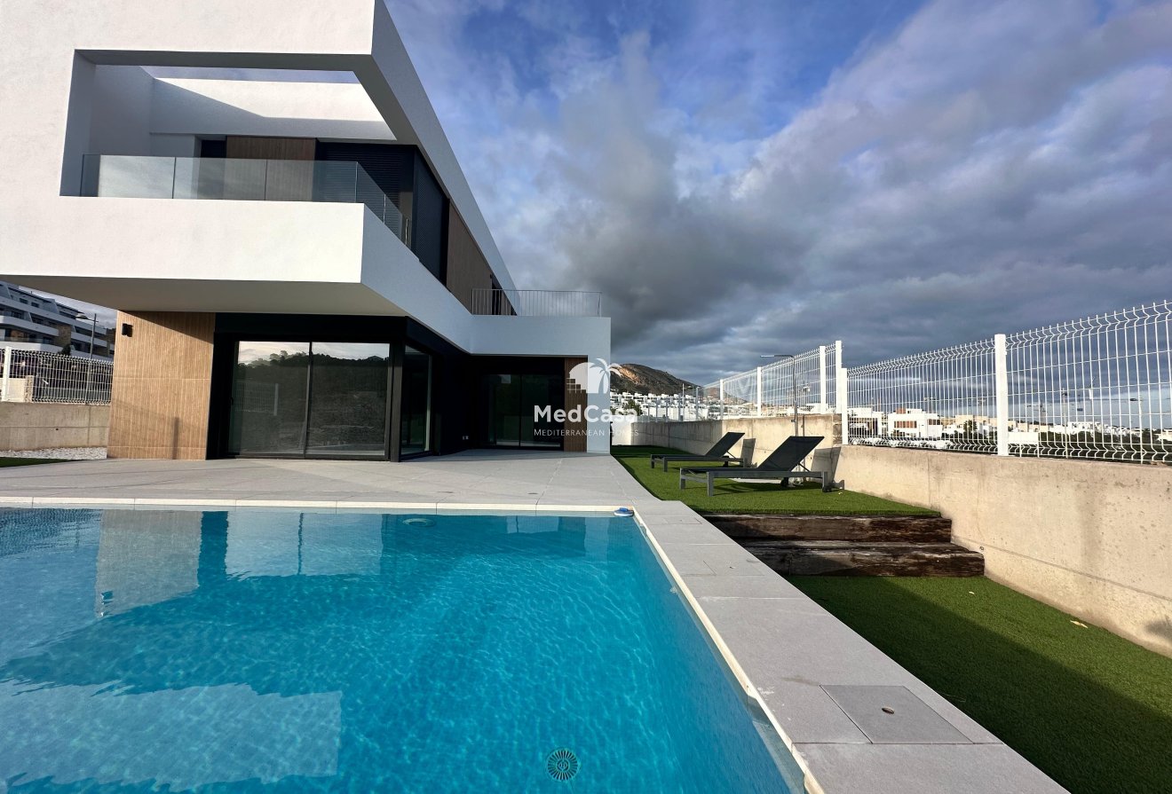 Obra nueva - Villa -
Finestrat