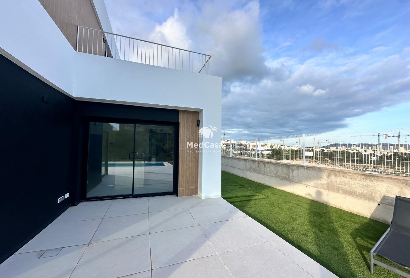 Obra nueva - Villa -
Finestrat