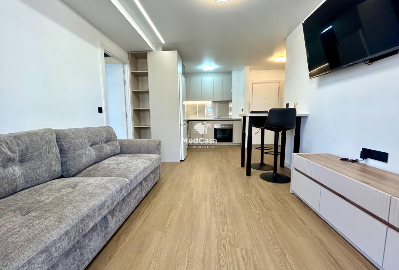 Segunda mano - Apartamento -
Torrevieja - Punta prima
