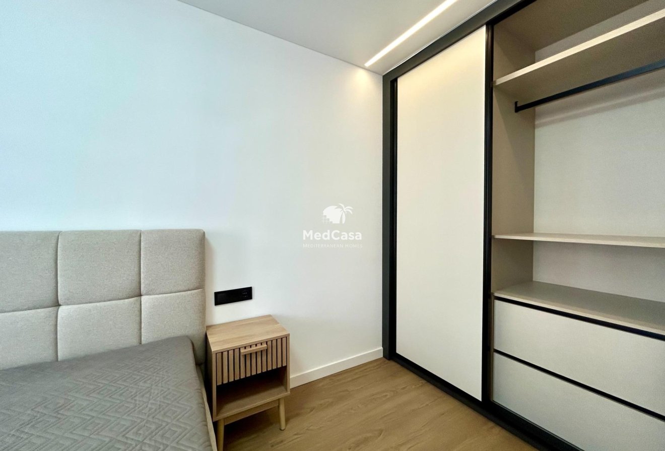 Segunda mano - Apartamento -
Torrevieja - Punta prima