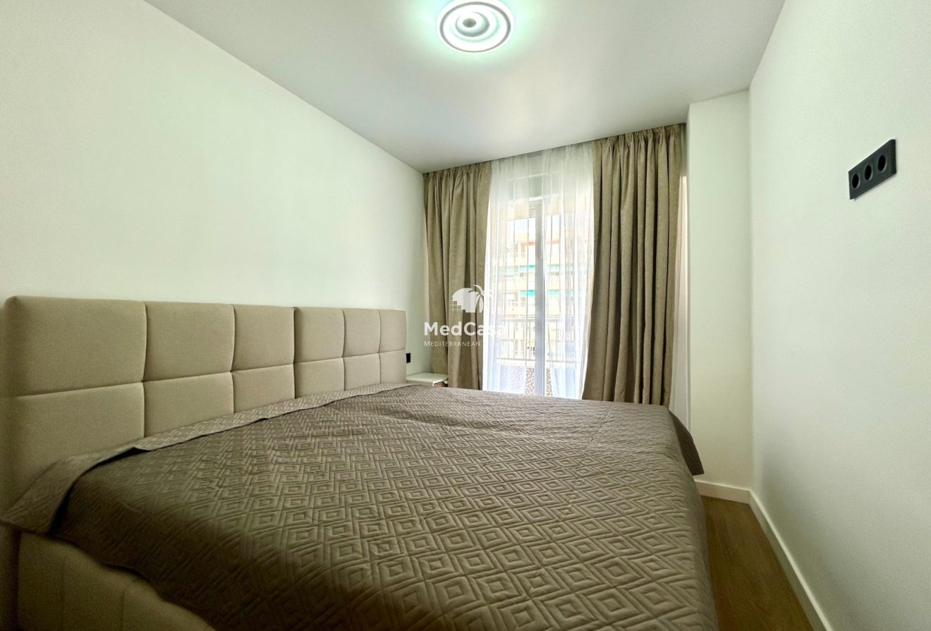 Segunda mano - Apartamento -
Torrevieja - Punta prima