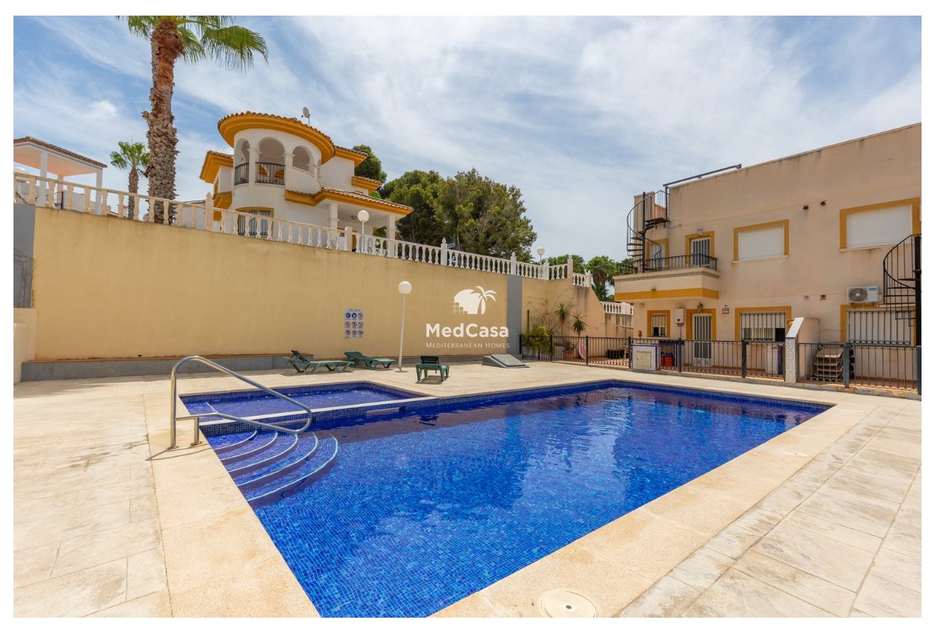 Wiederverkauf - Penthousewohnung -
Orihuela Costa - Villamartín