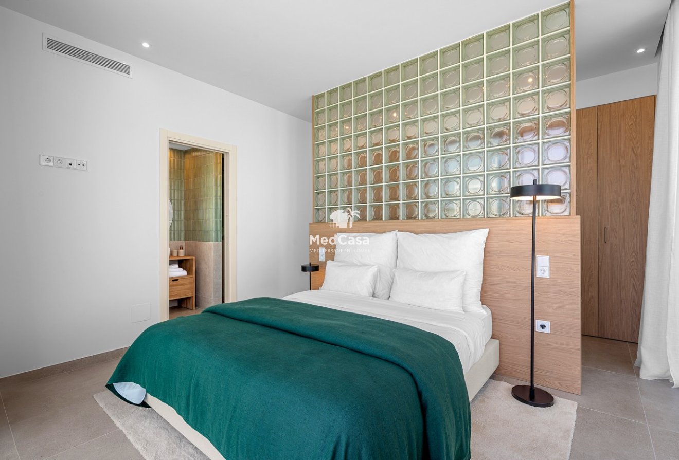 Neubau - Villa -
Golf La Finca