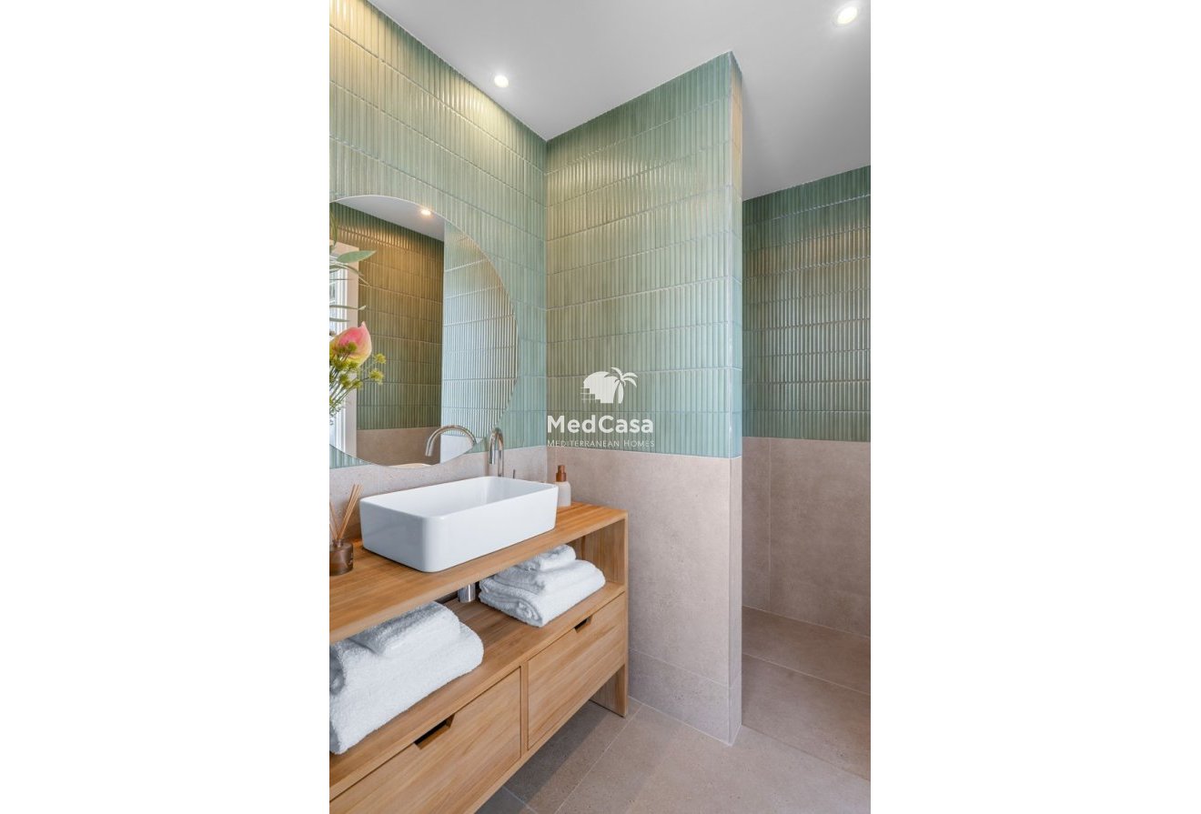 Neubau - Villa -
Golf La Finca