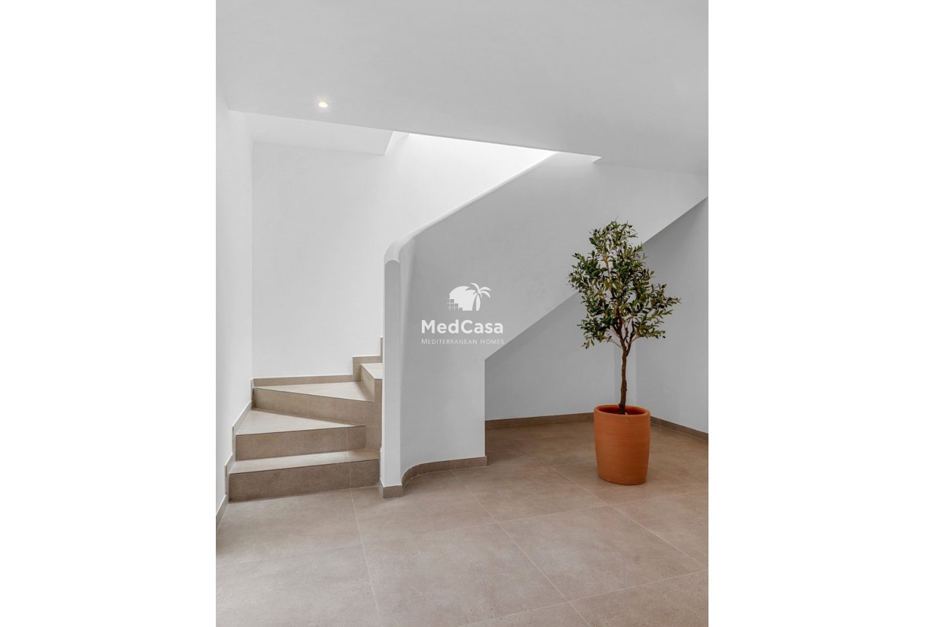 Neubau - Villa -
Golf La Finca