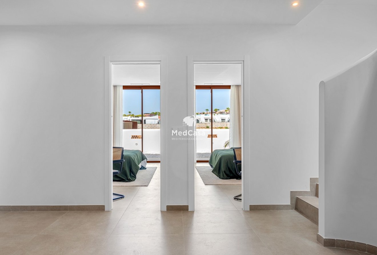Neubau - Villa -
Golf La Finca