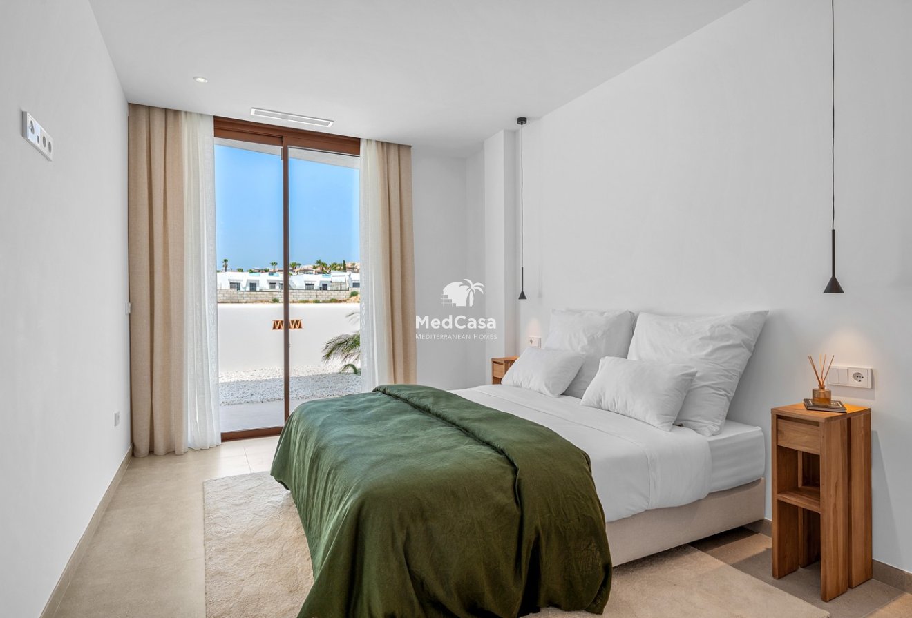 Neubau - Villa -
Golf La Finca