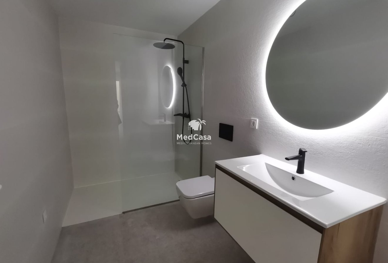 Wiederverkauf - Erdgeschosswohnung -
Torrevieja