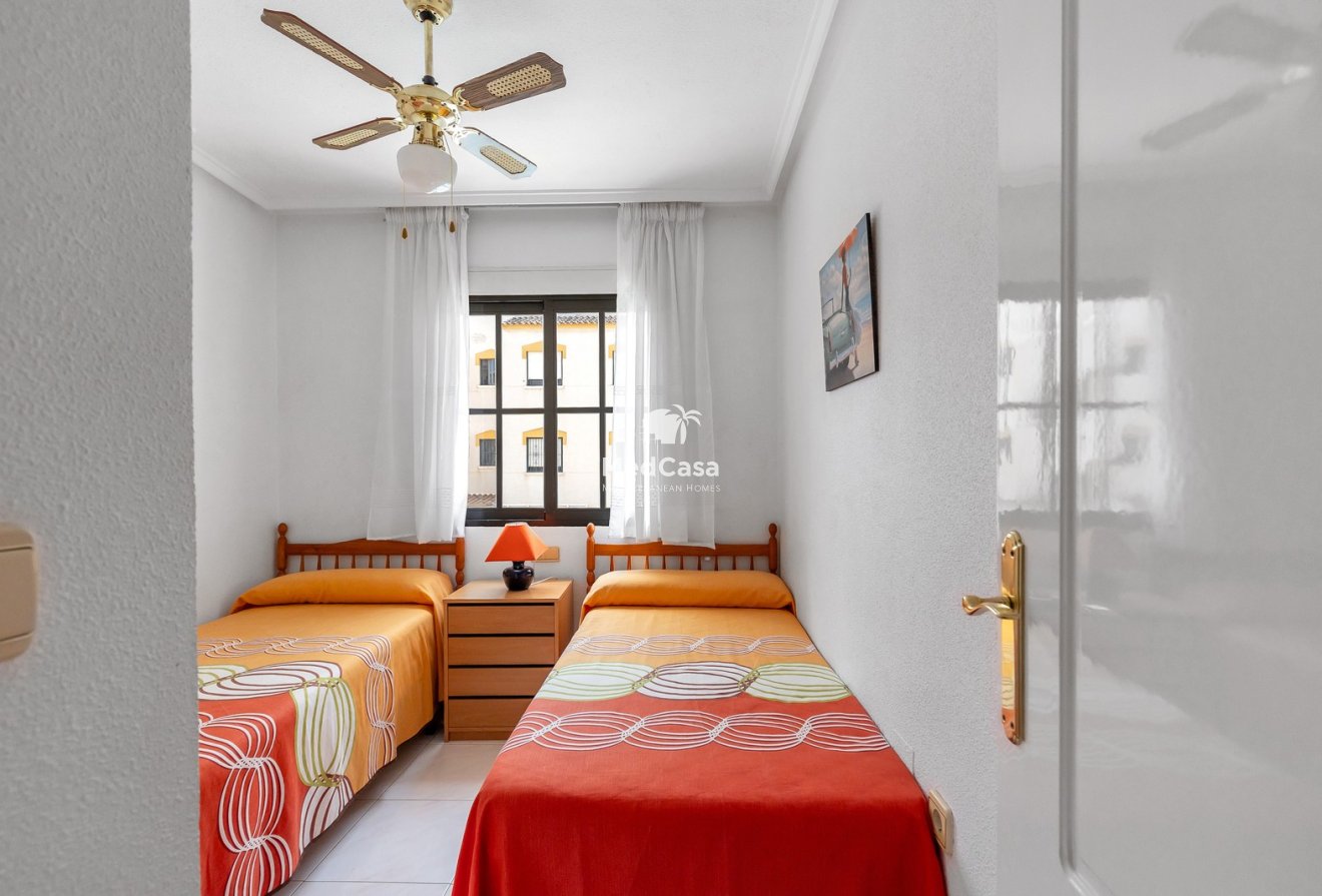 Wiederverkauf - Apartment -
Orihuela Costa
