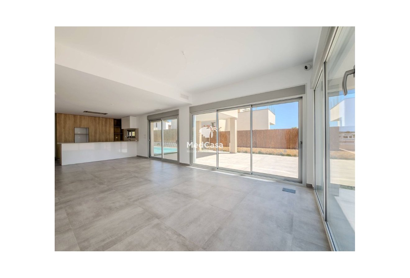 Neubau - Villa -
Golf La Finca