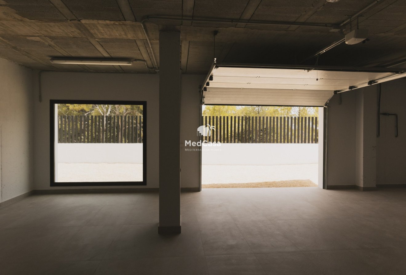 Obra nueva - Villa -
Polop de La Marina