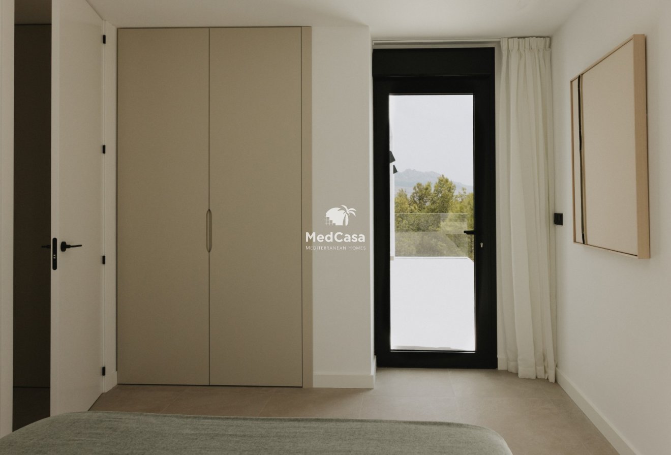 Obra nueva - Villa -
Polop de La Marina