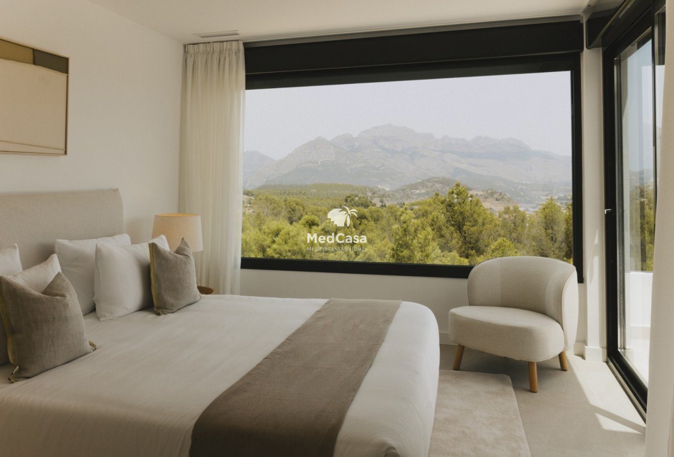 Obra nueva - Villa -
Polop de La Marina