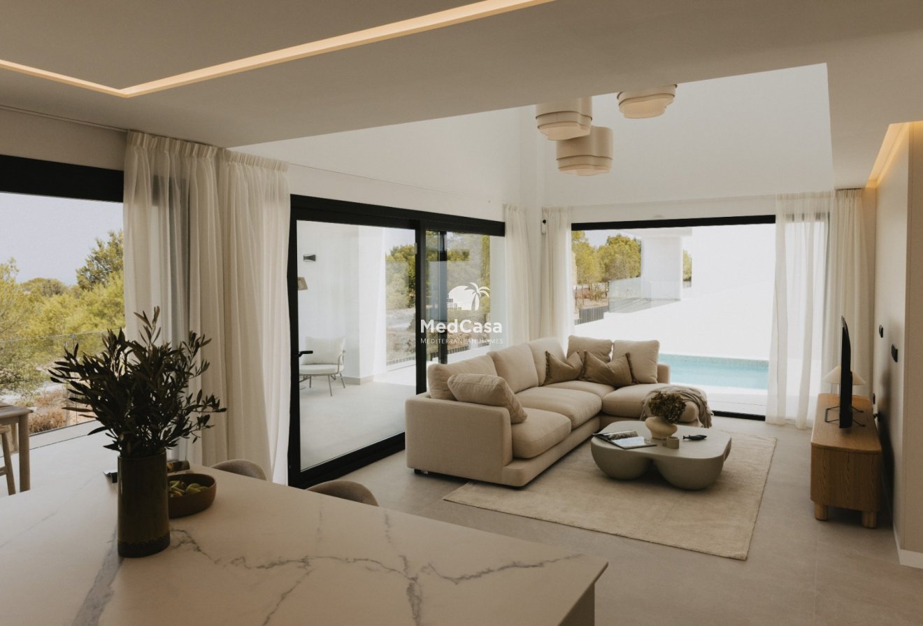 Obra nueva - Villa -
Polop de La Marina