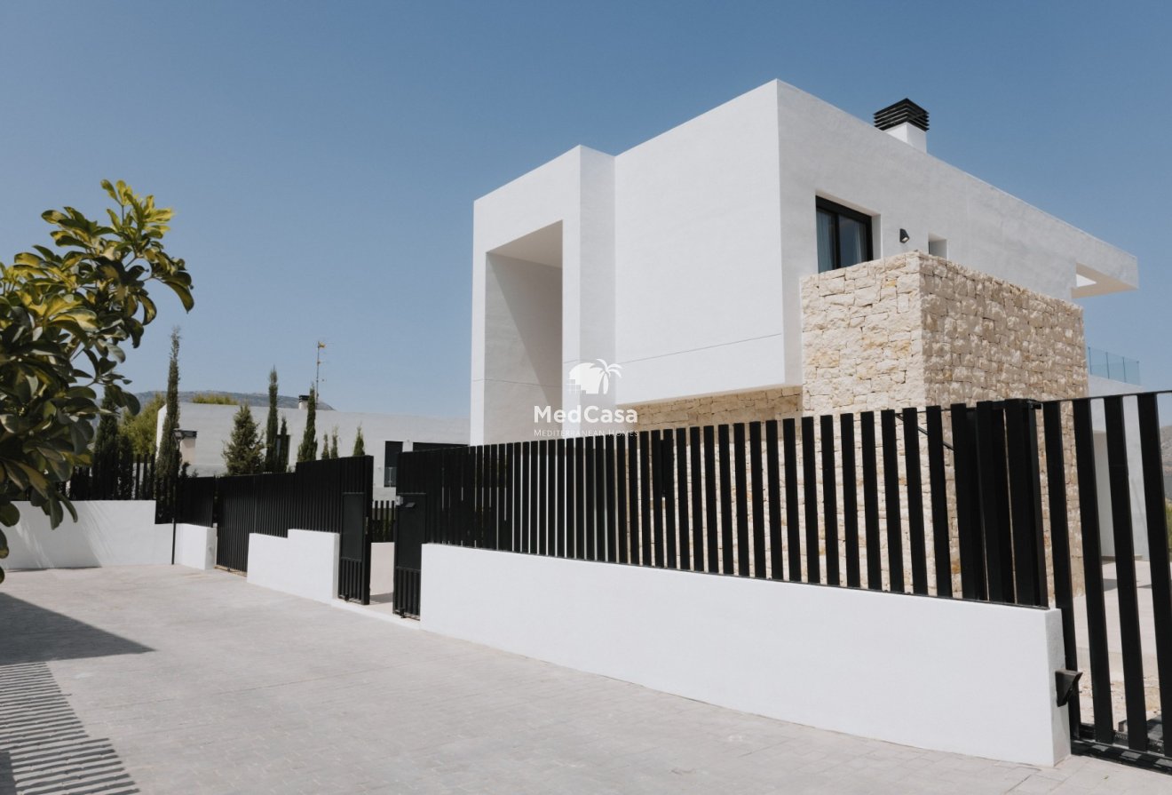 Obra nueva - Villa -
Polop de La Marina