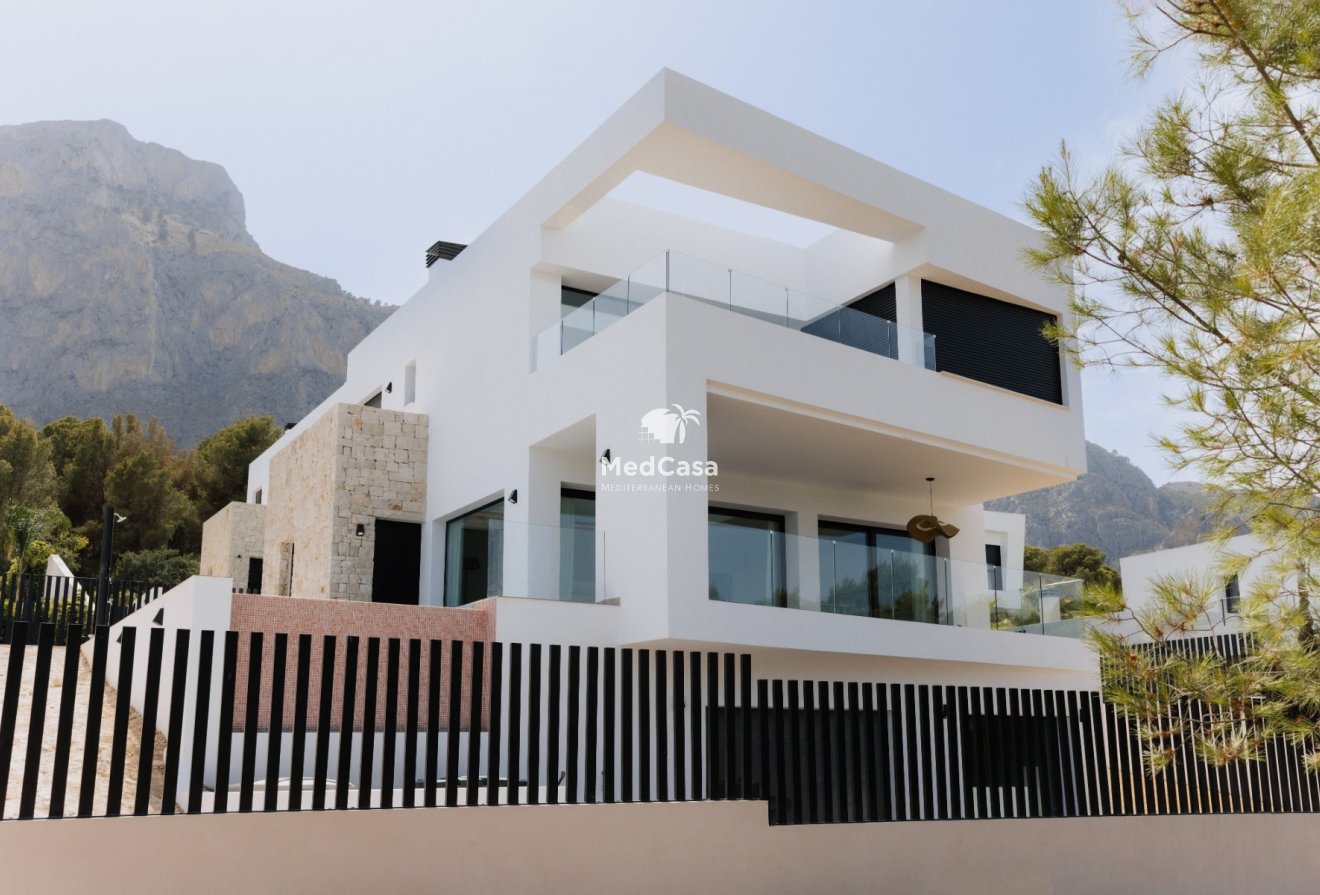 Obra nueva - Villa -
Polop de La Marina