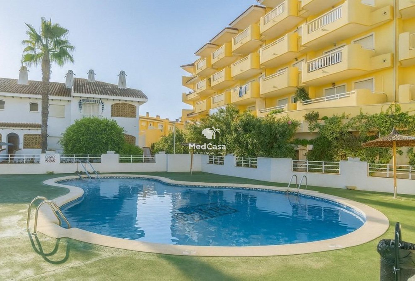 Wiederverkauf - Reihenhaus -
Dehesa de campoamor - Campoamor