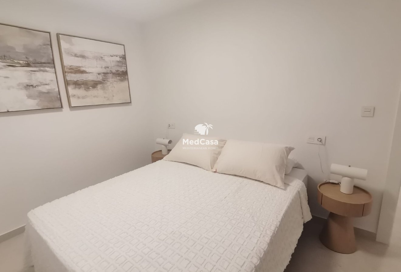 Segunda mano - Apartamento -
Torrevieja - La Mata