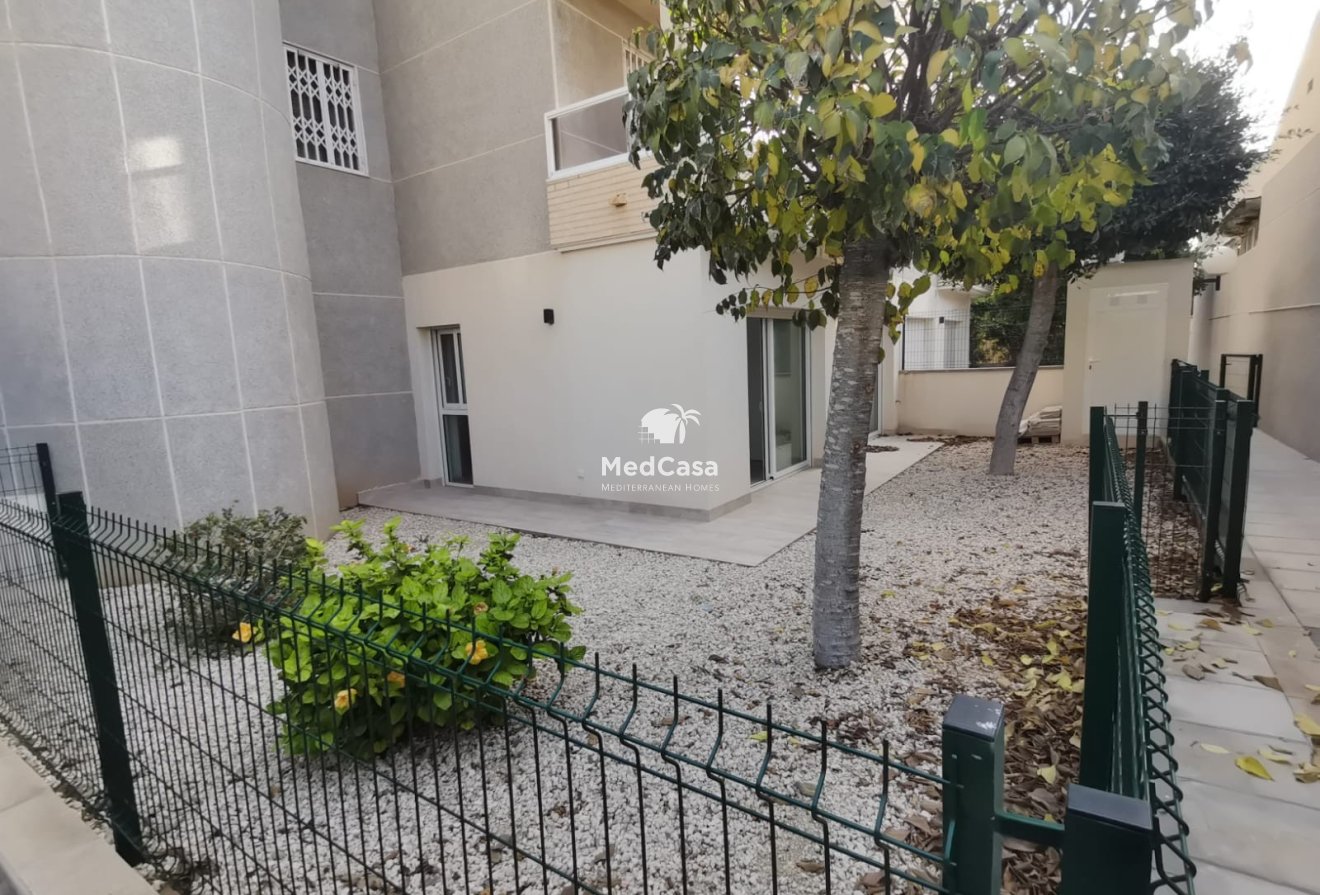 Wiederverkauf - Erdgeschosswohnung -
Torrevieja