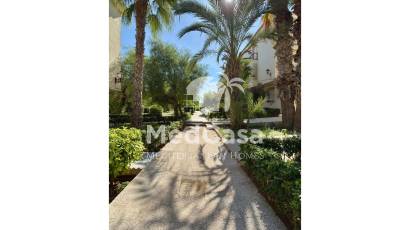 Resale - Apartment -
Torrevieja - La veleta