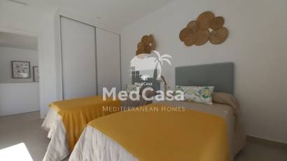 Obra nueva - Semi pareado -
Bigastro